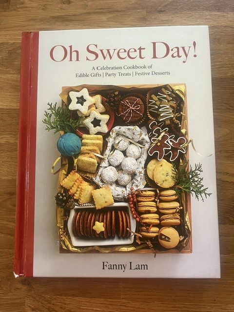 ***PRELOVED/SECOND HAND*** Oh Sweet Day! - Cookbook