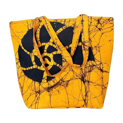 Smuk håndlavet taske lavet af batik-bomuldsstof med elegant design