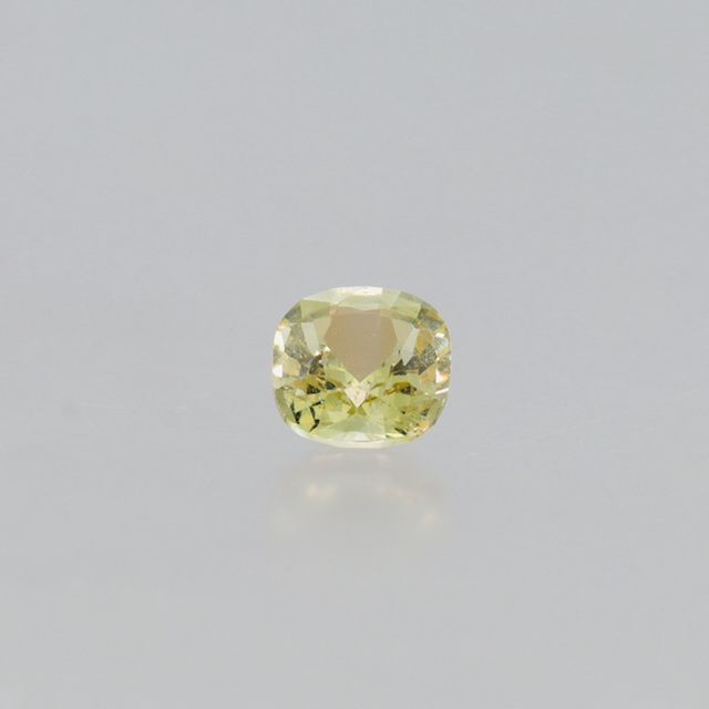 Natural Chrysoberyl 1 ct Yellow Green Gemstone Sri Lanka Origin
