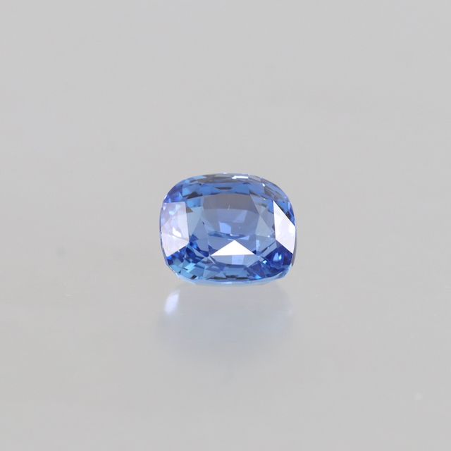 Natural Blue Sapphire from Sri Lanka 4.11ct Cornflower Blue Cushion cut GTC certified