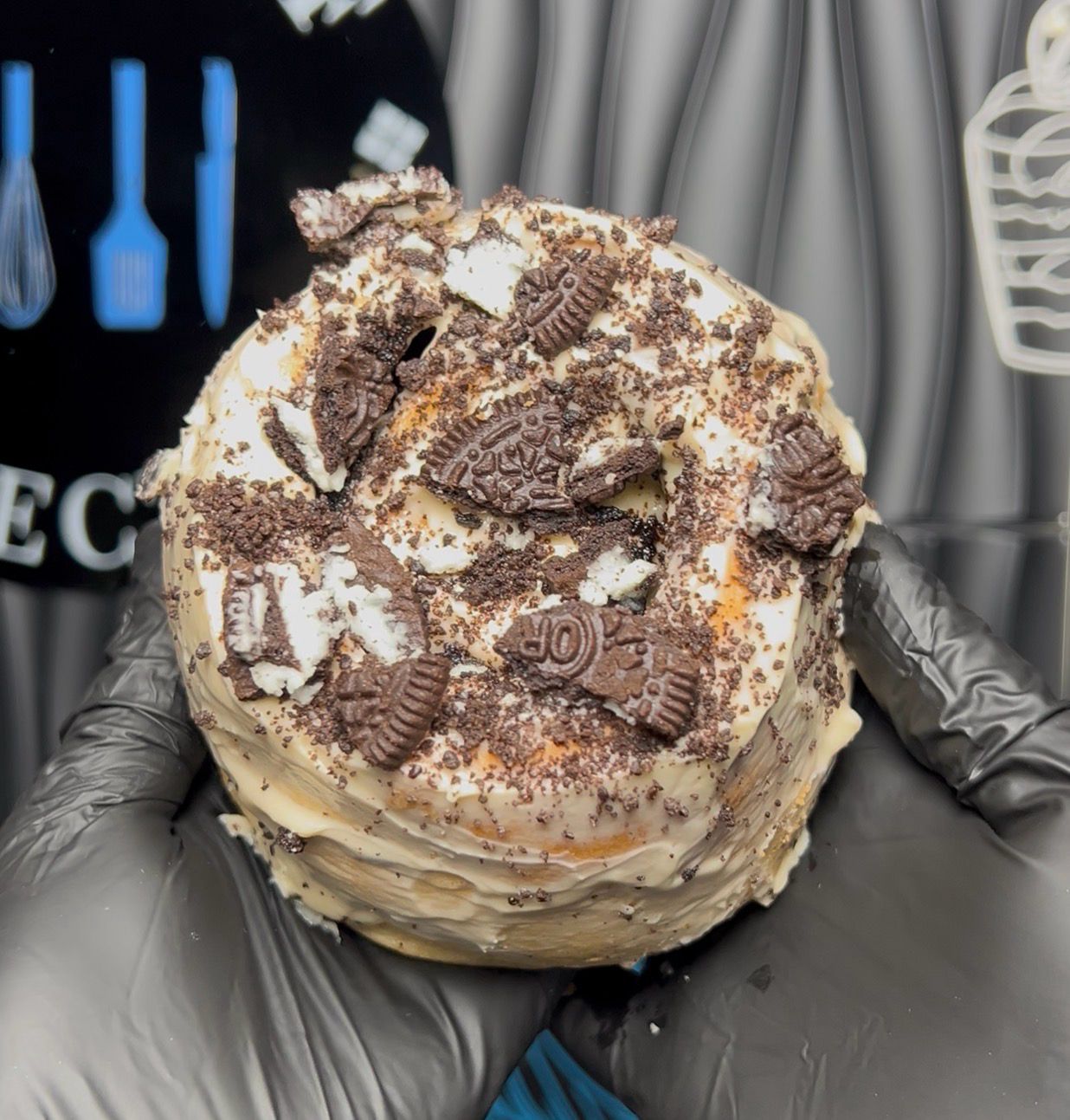Oreo Cinnamon Roll