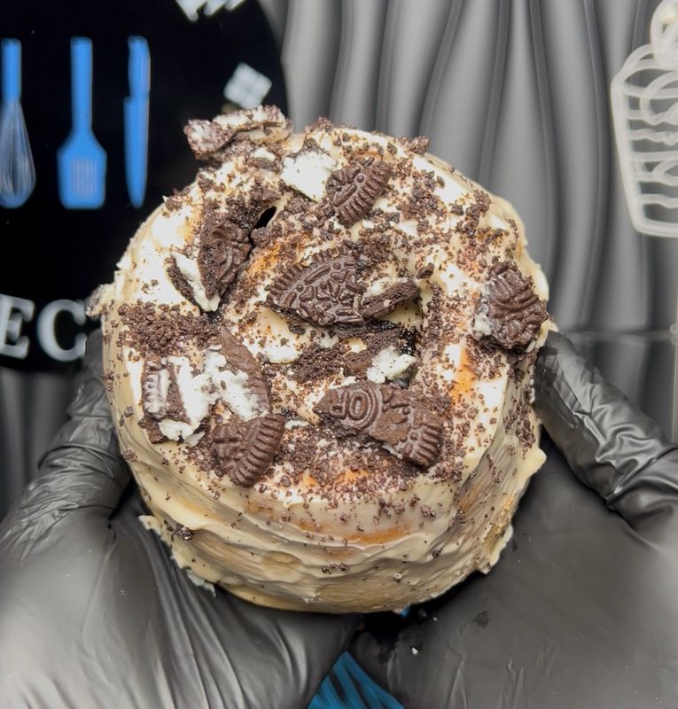 Oreo Cinnamon Roll