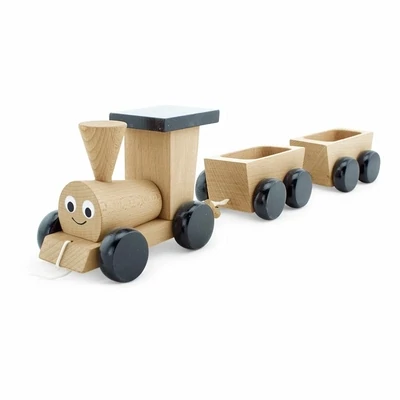 Wooden Pull Along Train - Poppy