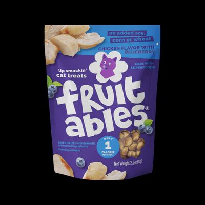 Treat Cat Fruitables Chicken Blueberry