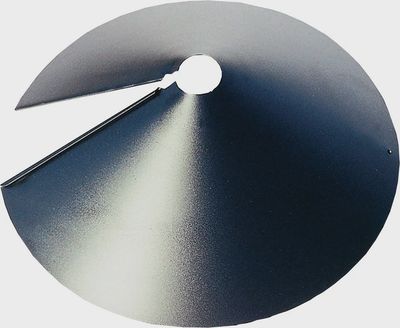 BF Audubon Squirrel Baffle 18"
