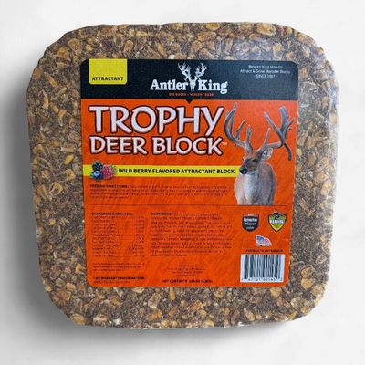Deer Block Trophy Antler King Berry 20lb
