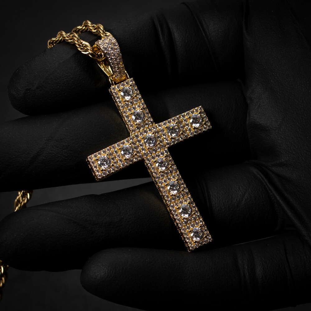 Men&#39;s 14K Gold Plated Iced Cz Pointer Cross Pendant Necklace