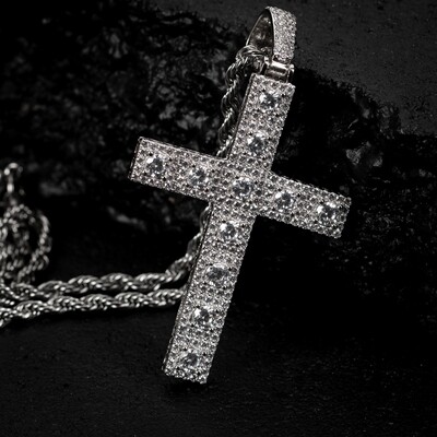Moissanite Pendants