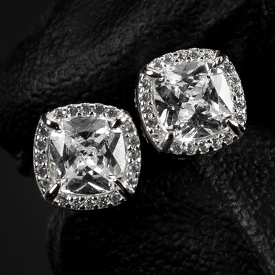 Small White Gold Plated 925 Sterling Silver Men&#39;s Women&#39;s Cushion Cut Stud Earrings