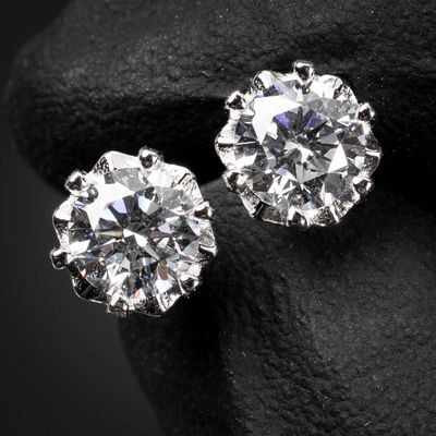 Round Halo Brilliant Solitaire 925 Sterling Silver White Gold Flower Hip Hop Stud Earrings