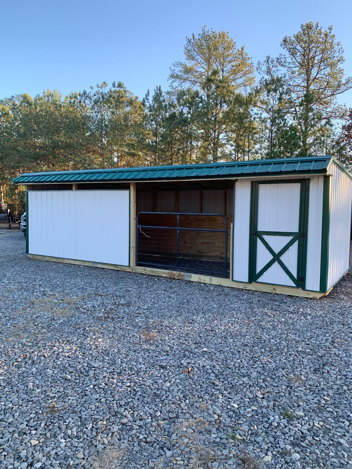 10x27 RUN IN SHED. Half Enclosed