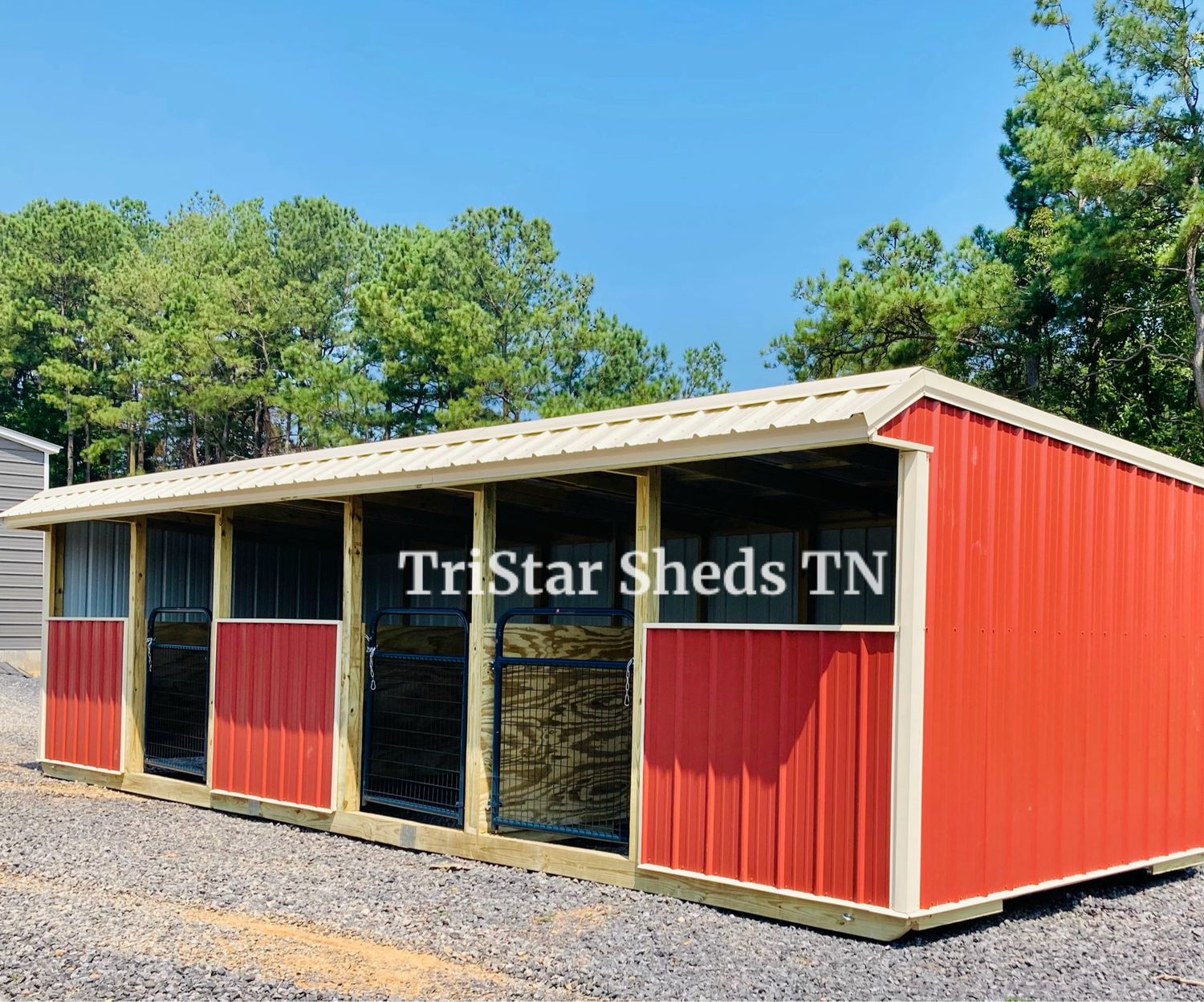10x30 THREE STALL BARN