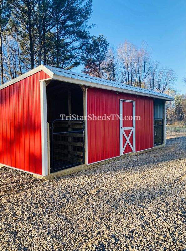 8x24 MINI BARN. Center Feed Room