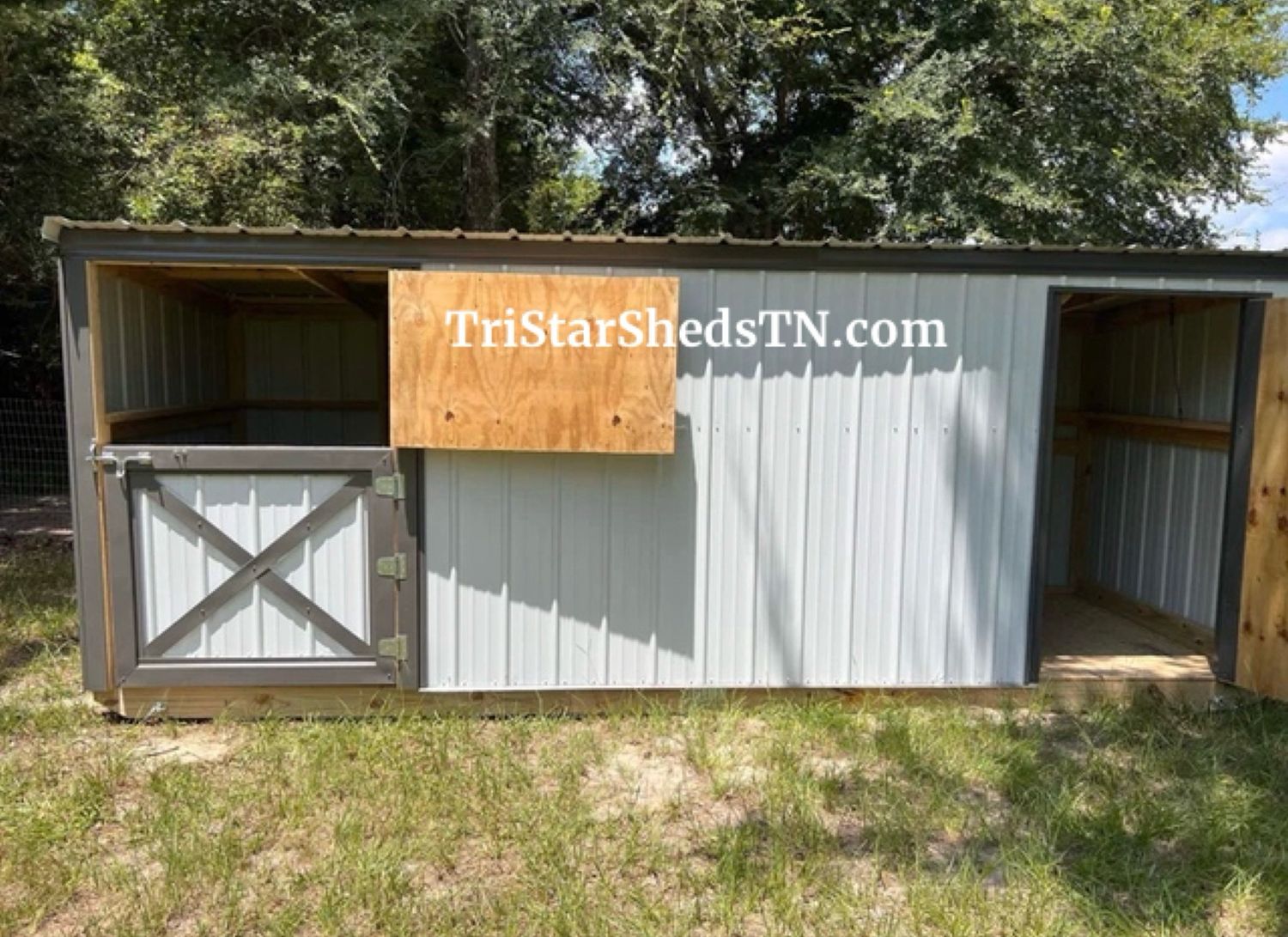 ECONO Tiny Barn With Dutch Door