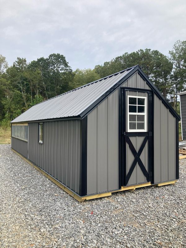 8x30 Deluxe Day Ranger Coop