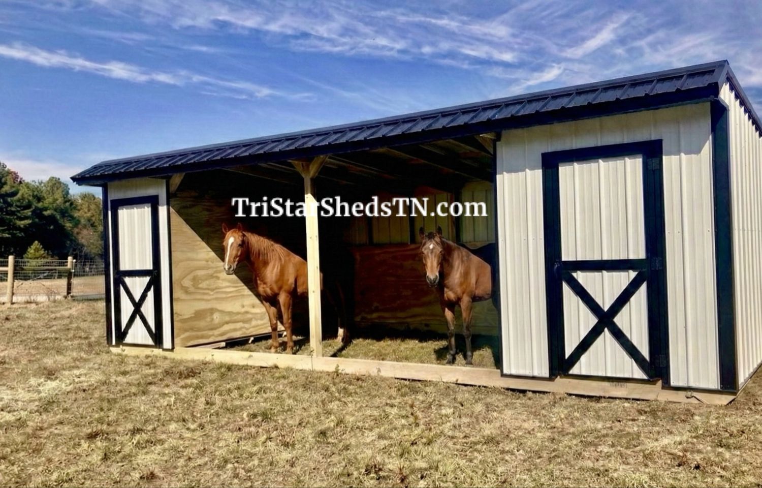 10x27 DELUXE BARN Tackroom &amp; Hay Storage