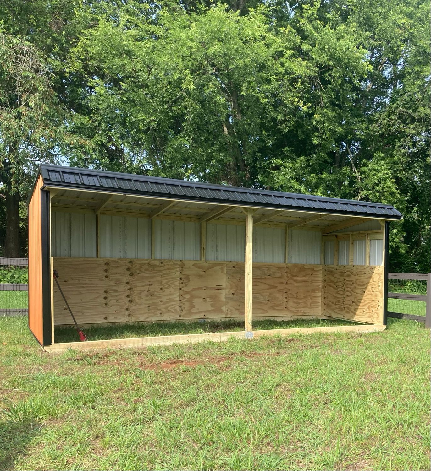 8x20 RUN IN SHED