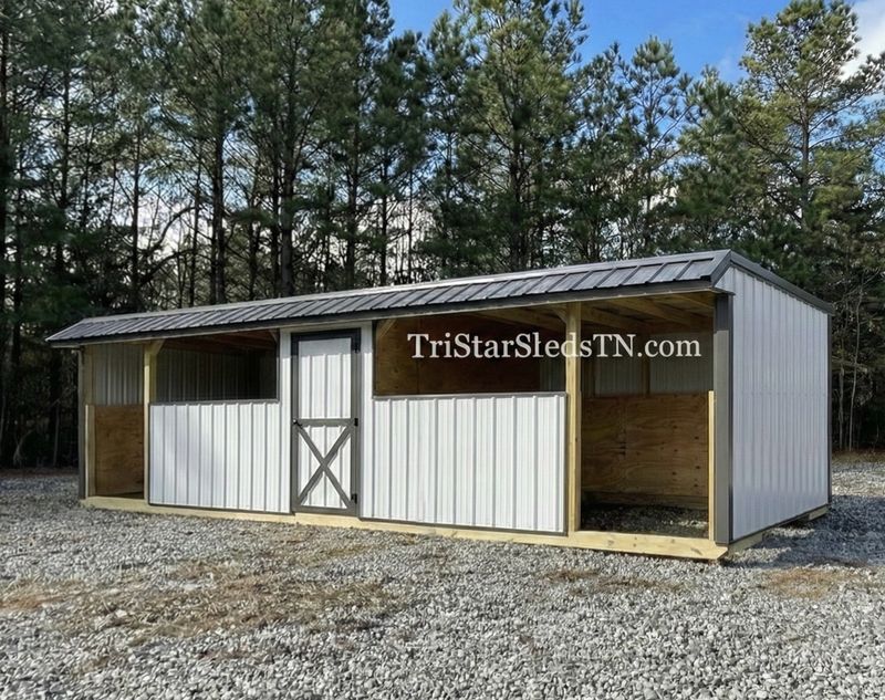 10x27 TWO STALL BARN. Center Feed Room