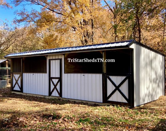 10x30 TWO STALL BARN. Center Feed Room