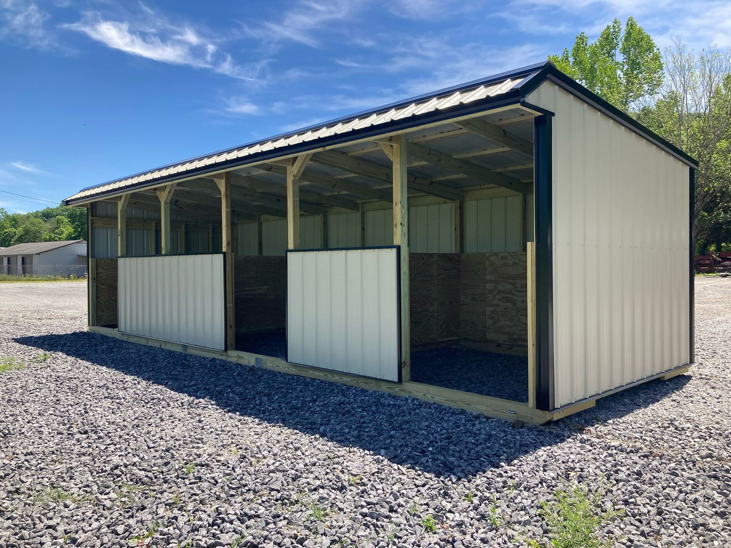 10x30 THREE STALL BARN
