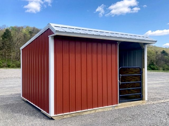10x12 SINGLE STALL 3/4” Enclosed With Gate
