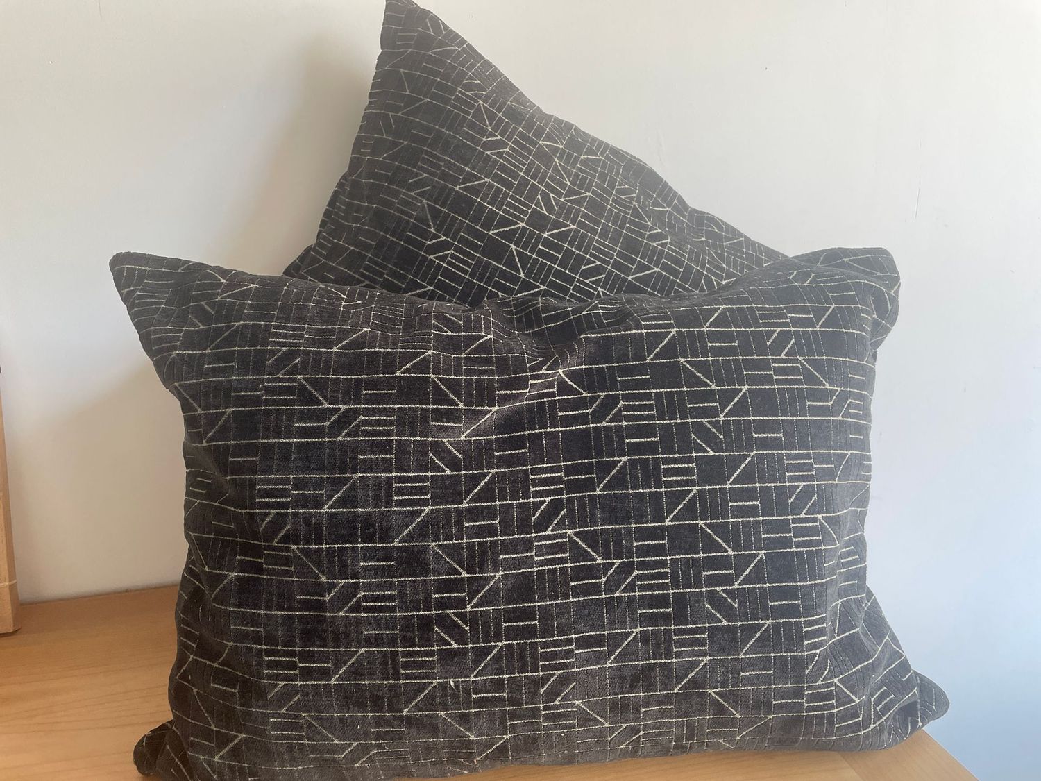 COUSSIN RECTANGULAIRE NOIR