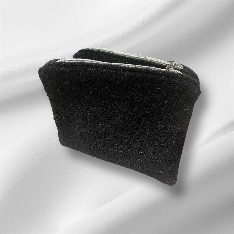 POCHETTE TISSU BOUCLETTES NOIRE