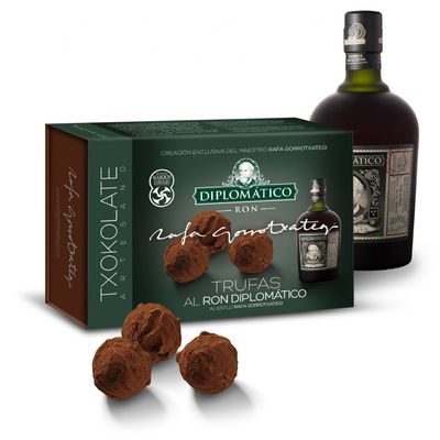 TRUFAS AL RON DIPLOMÁTICO RESERVA EXCLUSIVA