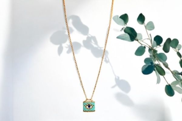 Collier ‘Garde à vue’