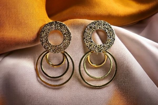 Boucles d'oreilles 'Boucles orbitales'