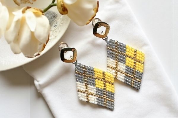 Boucles d’oreilles ‘Trame enchevêtrée’