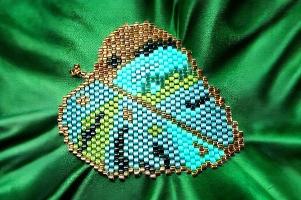 Broche 'Jungle émeraude'