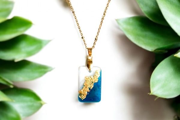 Pendentif ‘Vagues de lumière’