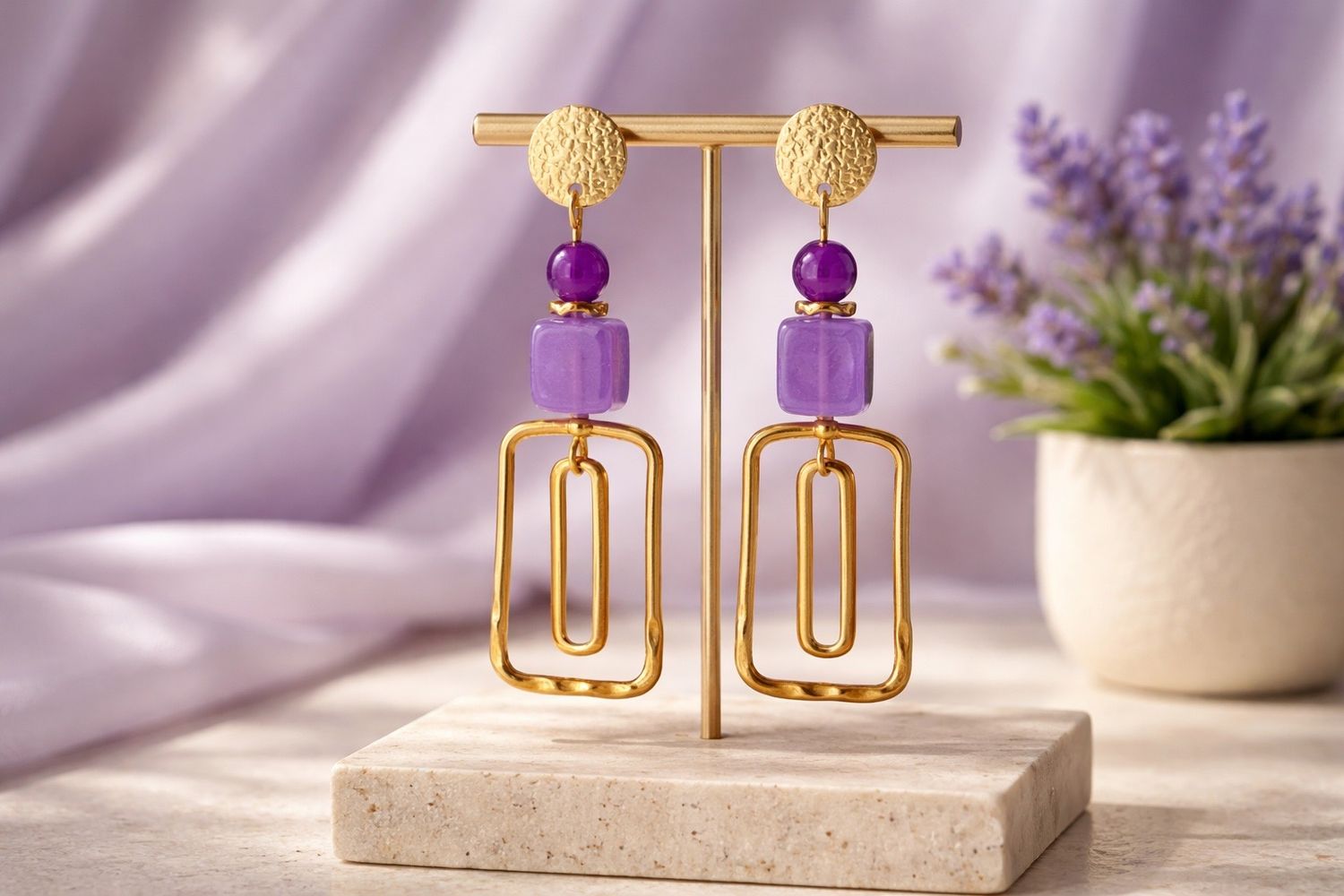 Boucles d'oreilles 'Géométrie violette'