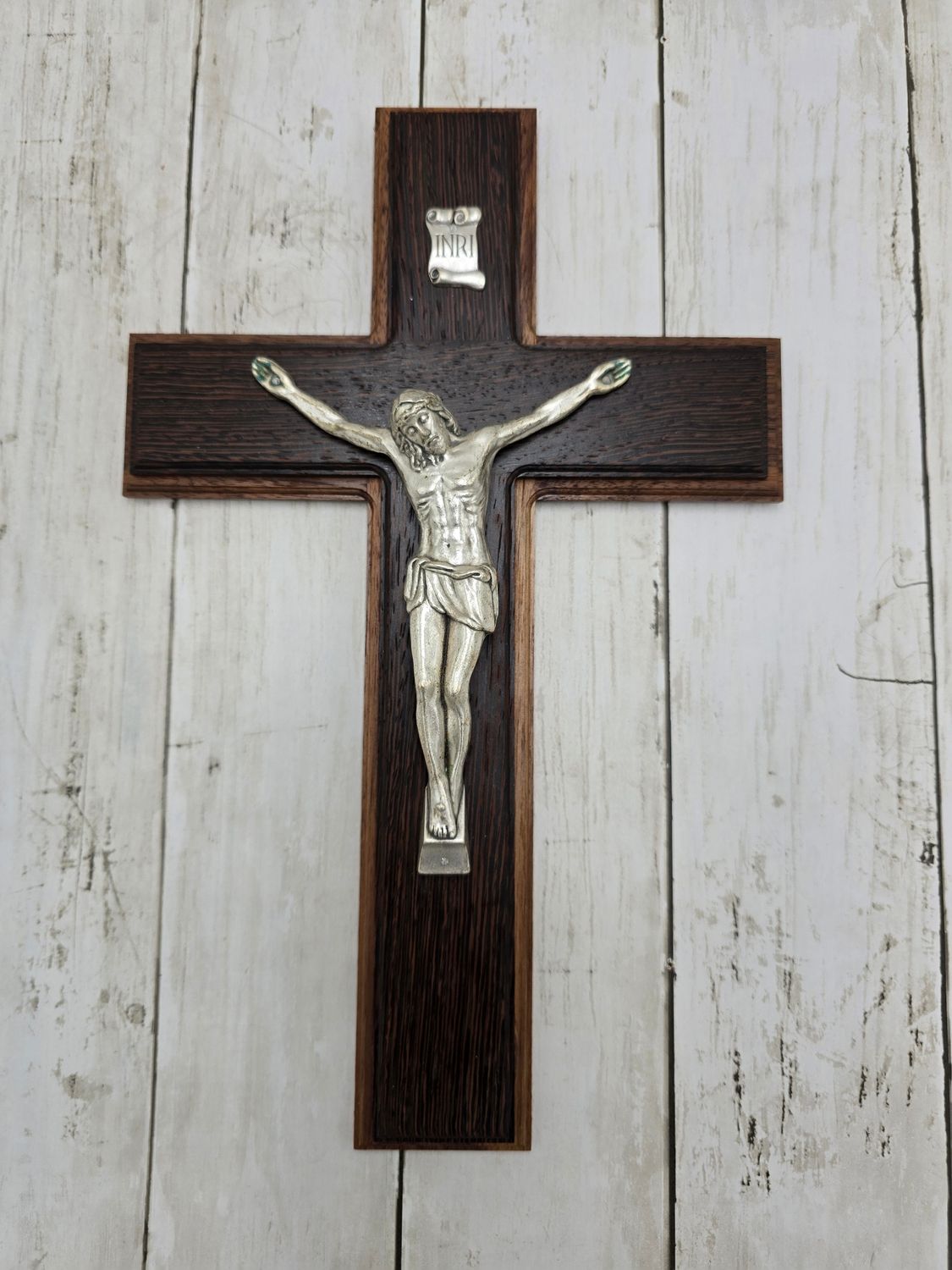 Large Cross Walnut Spalted and Wenge with Corpus 