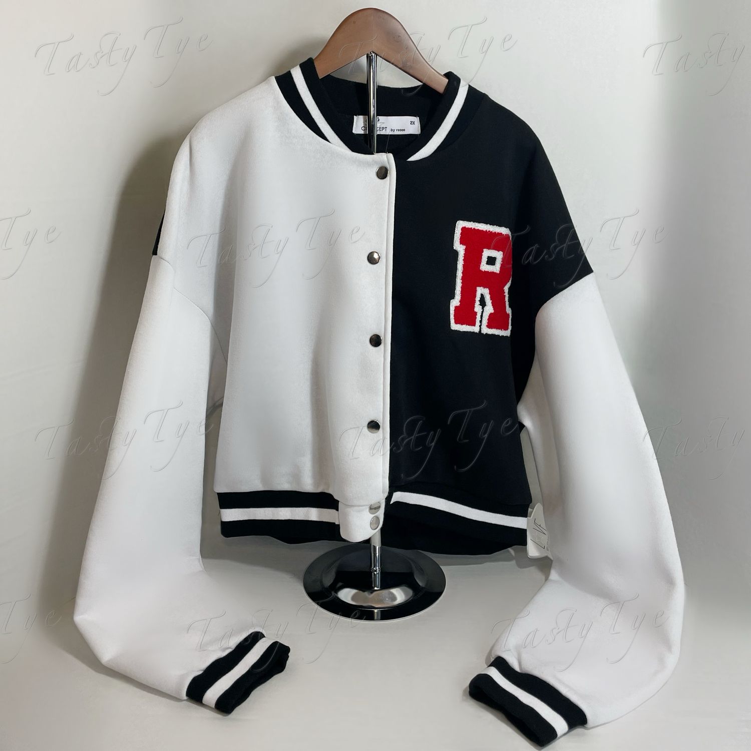 CLASSIC CONTRAST Varsity Jacket Size M