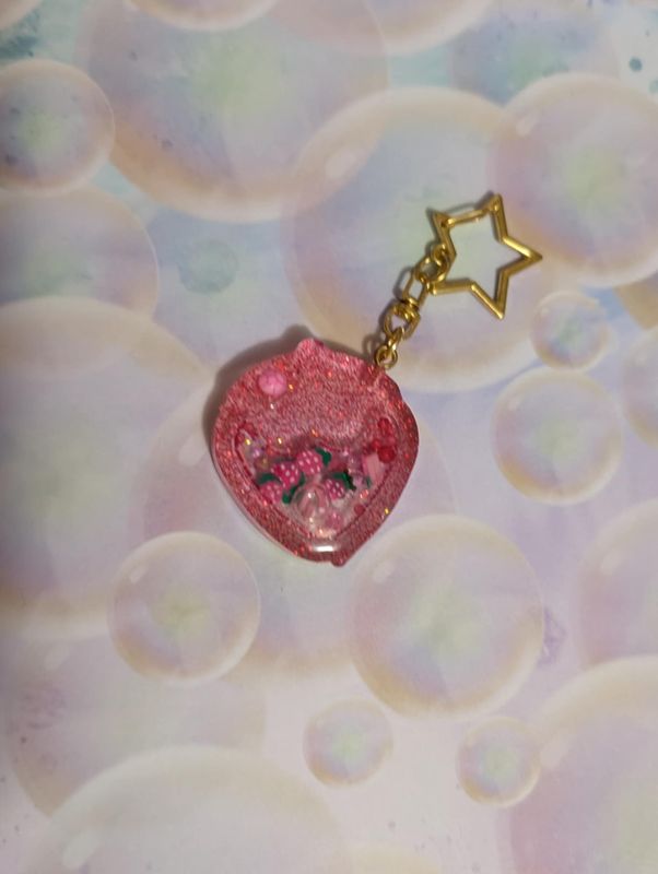 Sparkly Raspberry Shaker