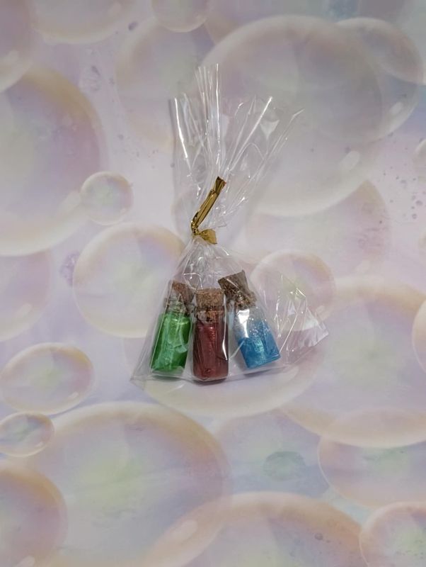 Mini potion bottle