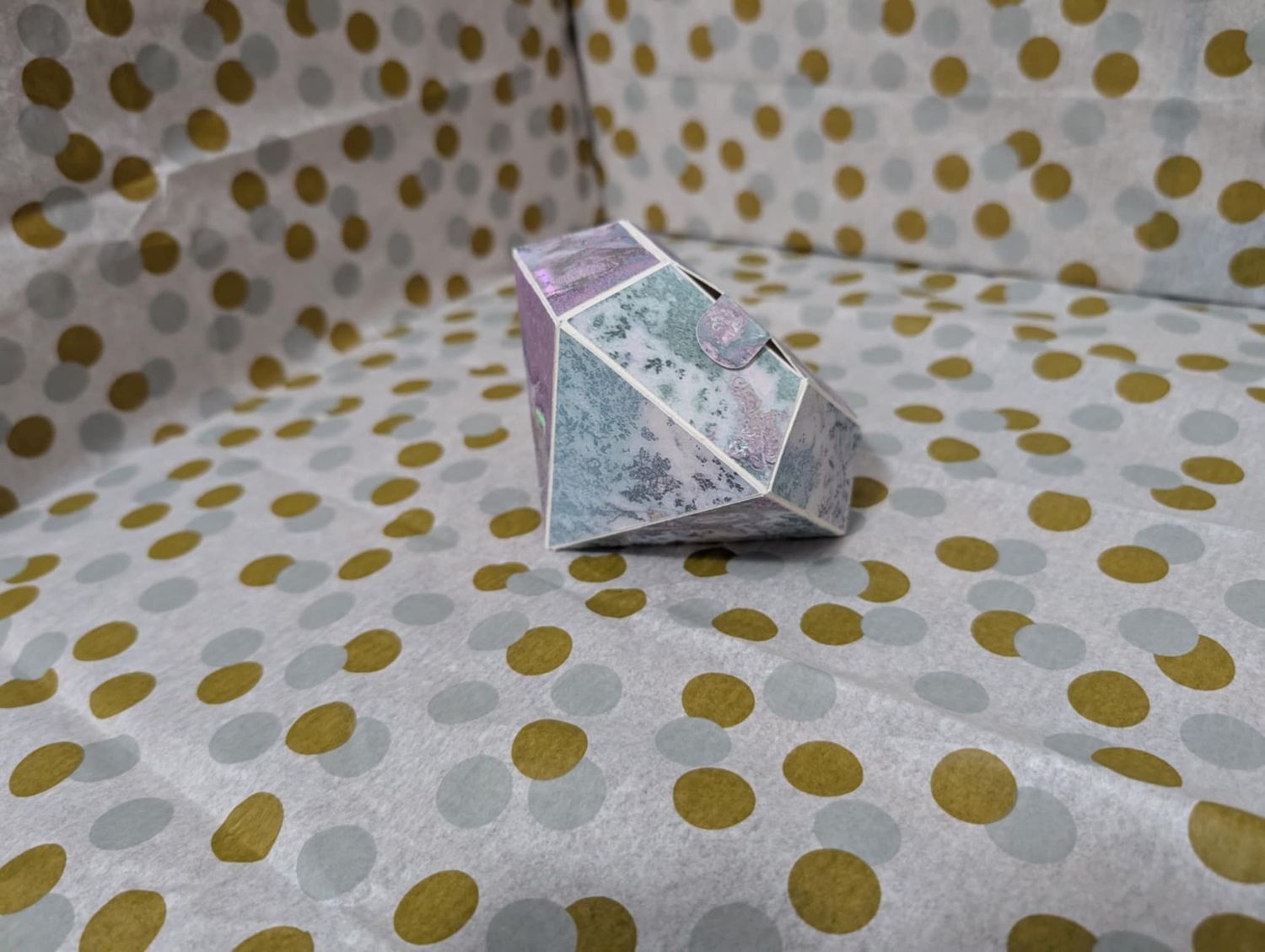Diamond Gift Box