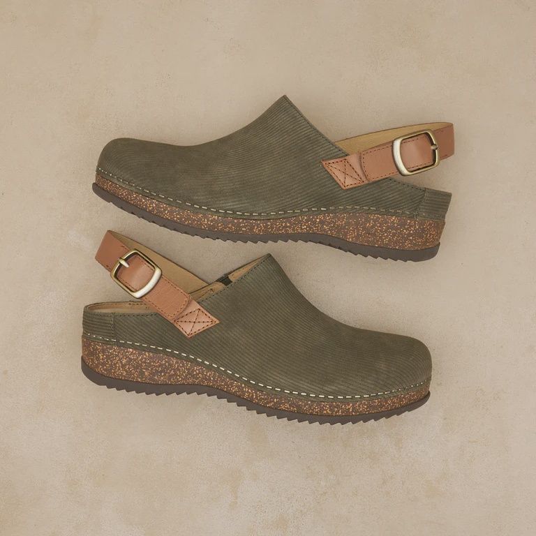 F25 Merrin Suede