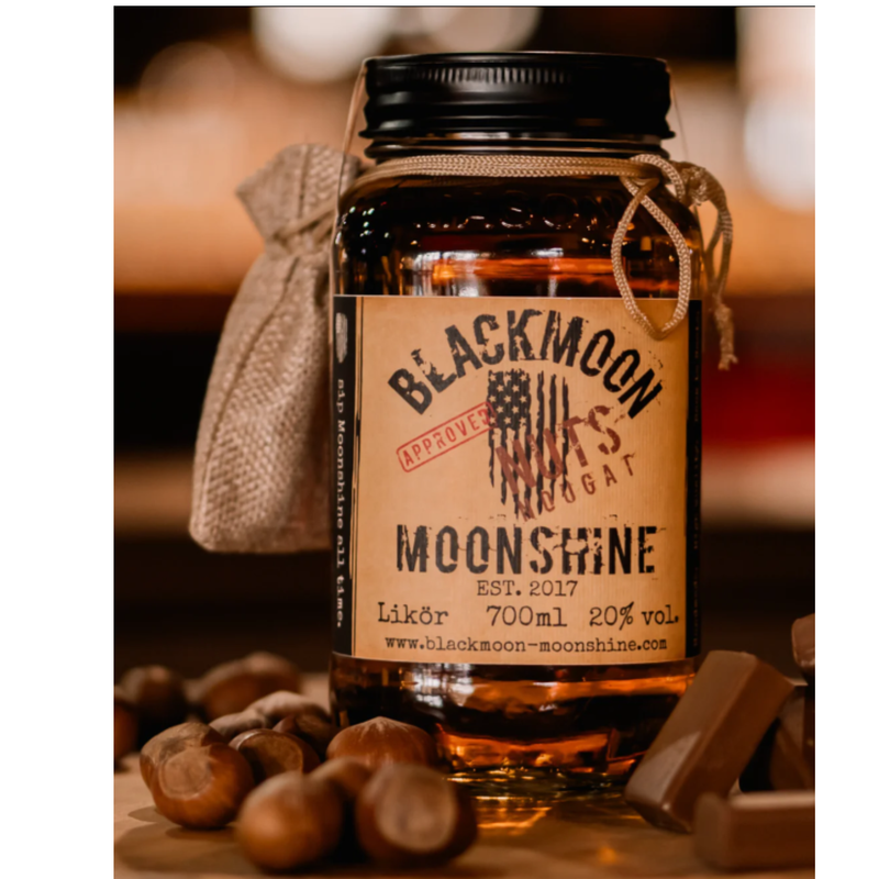 Nuts Nougat - BlackMoon-Moonshine - 20% Vol. - 700ml