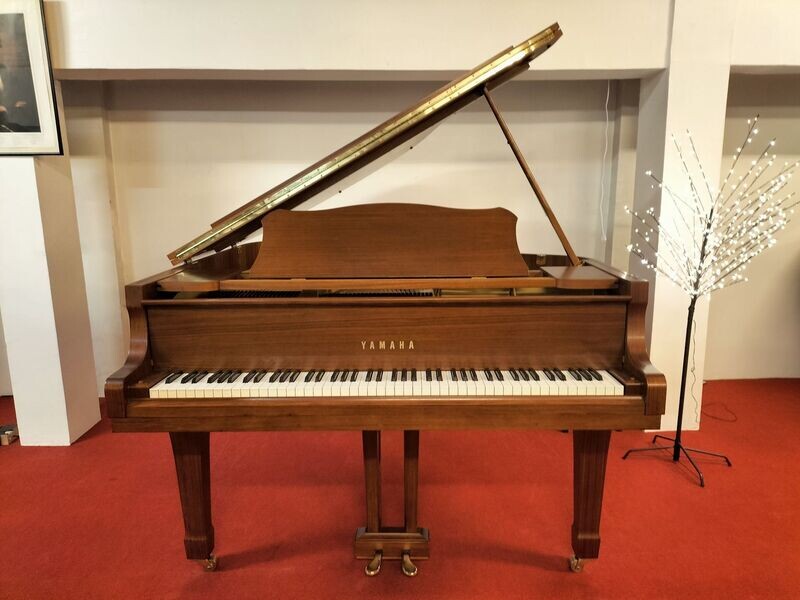 Piano à queue Yamaha G2 bois d'occasion