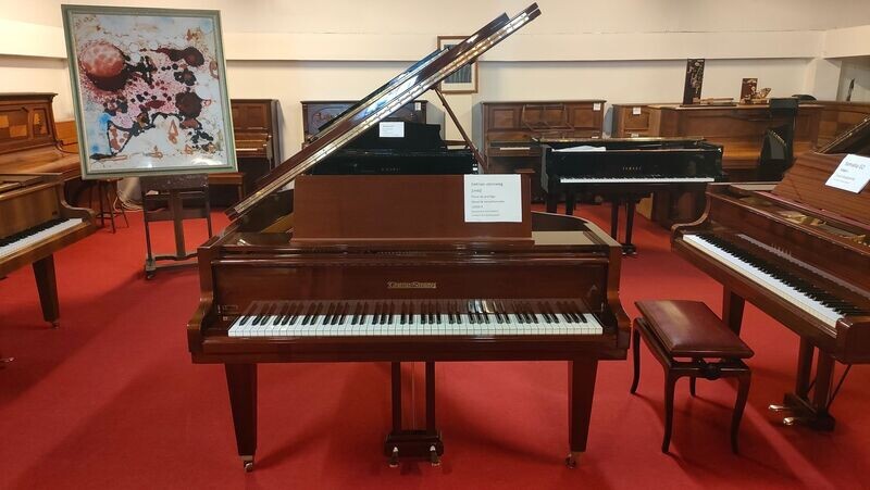 Piano à queue quart de queue allemand Grotrian Steinweg 160 d'occasion acajou brillant