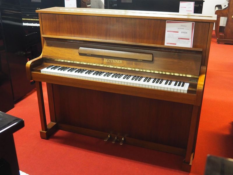 Piano droit Blüthner d'occasion Piano droit d'occasion Bluthner