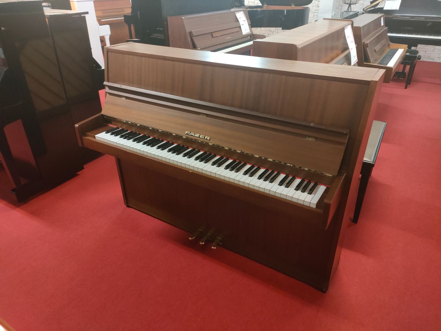 Piano droit Fazer d'occasion