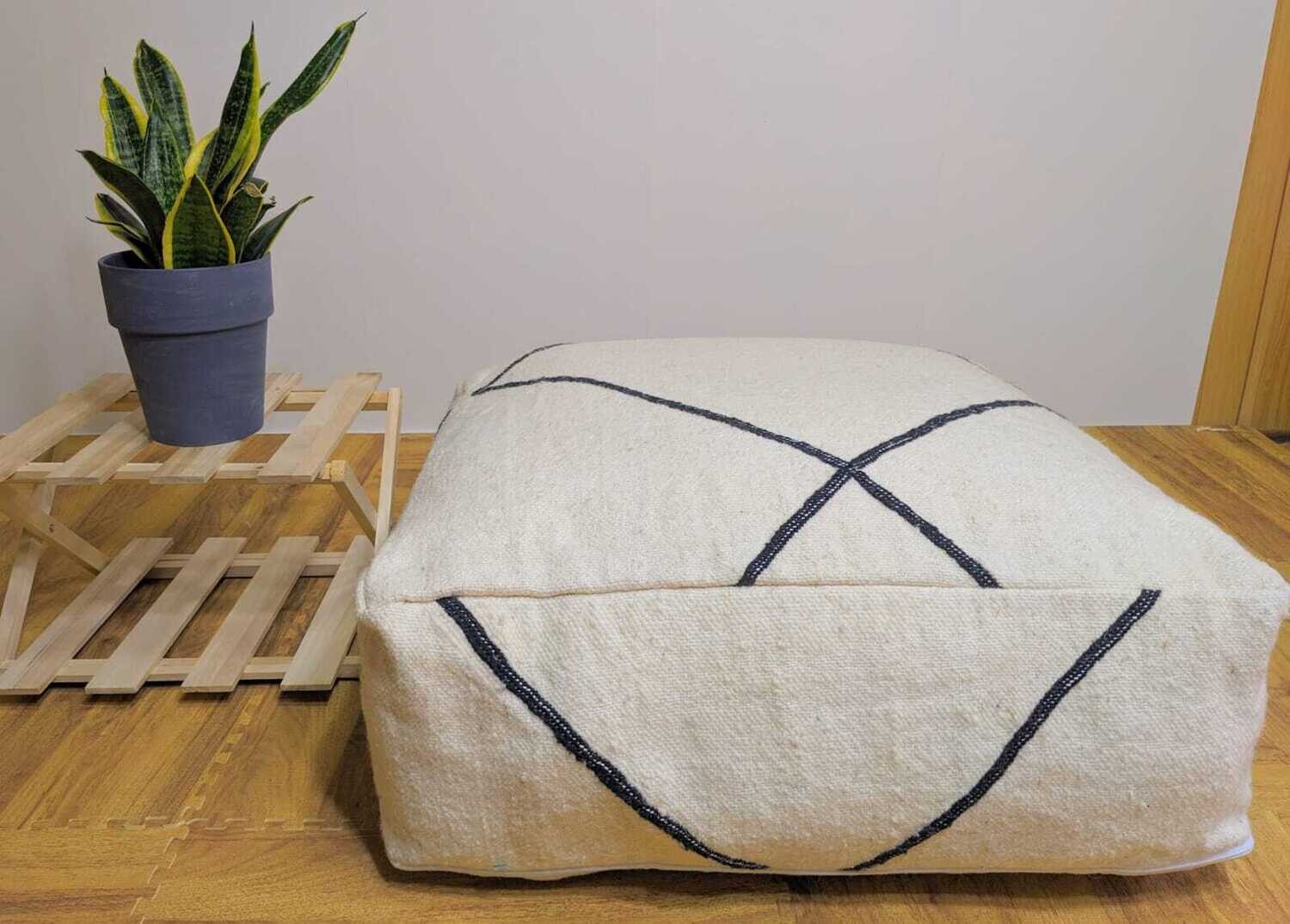 Tigmi Decor | 厳選したベニワレンとモロッコプフのインテリア Tigmi Decor | 厳選したベニワレンとモロッコプフのインテリア