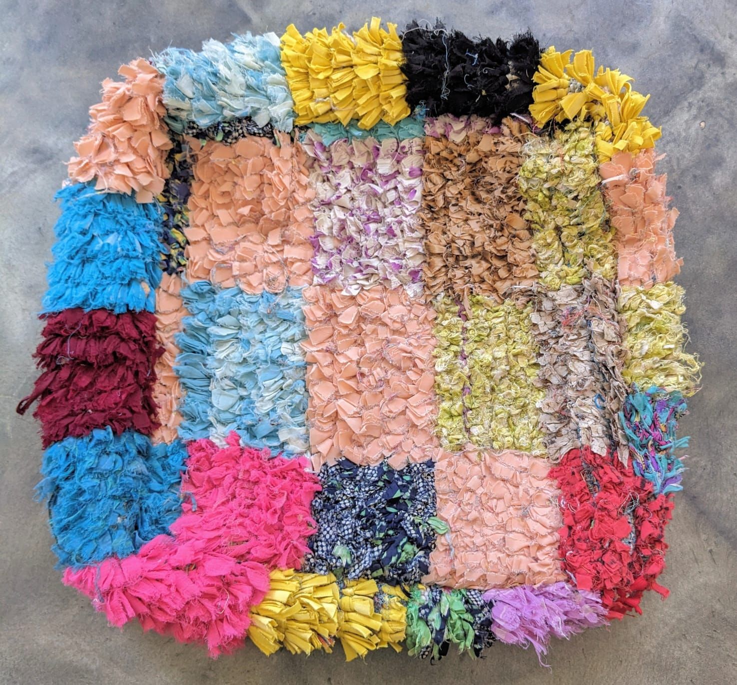 Tigmi Decor | 厳選したベニワレンとモロッコプフのインテリア Tigmi Decor | 厳選したベニワレンとモロッコプフのインテリア