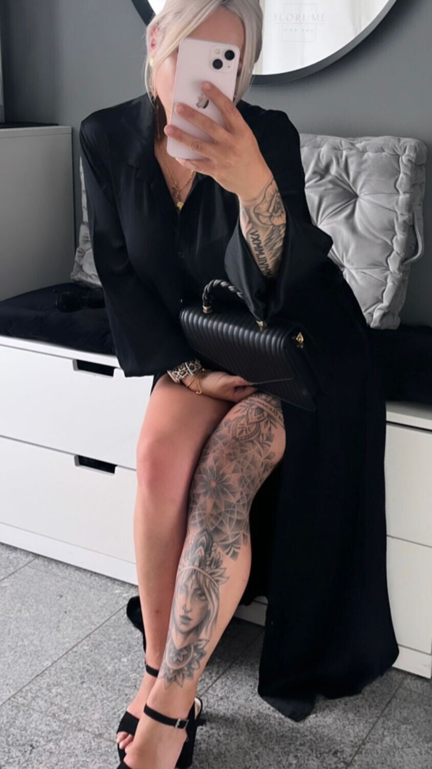 Flori Me Kleid mit Knöpfen Shining Look