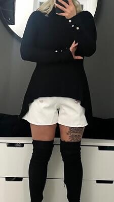 Sexy Lederimitat Shorts mit Knöpfe
