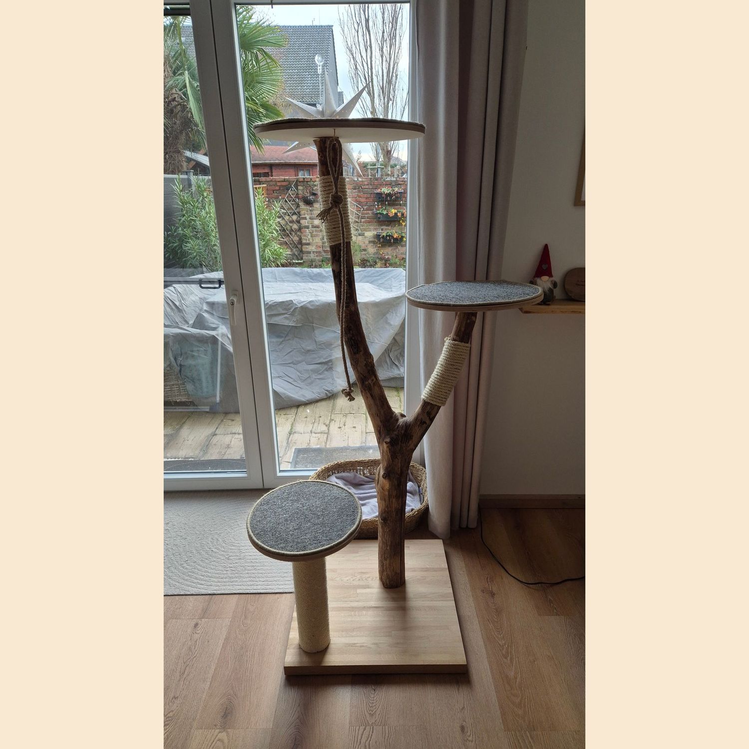 Naturkratzbaum Naturkratzbaum "The Mom"